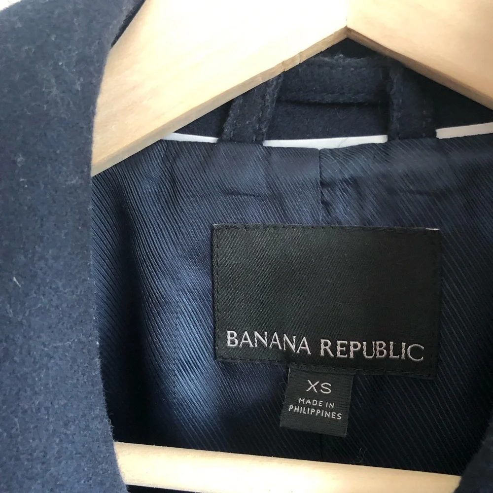 Banana Republic beautiful long wool peacoat - Picture 8 of 8